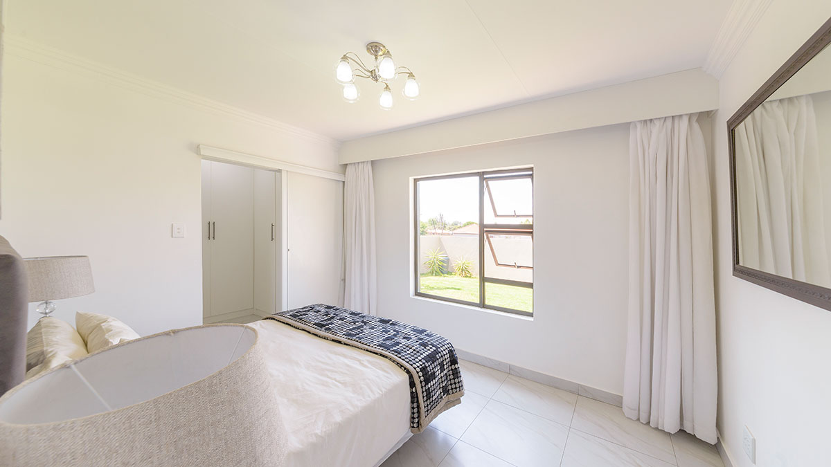 Kaan Heatherview Development